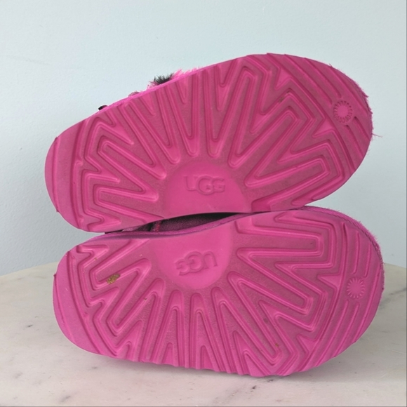 UGG Toddler Girls Bailey Bow Pink & Purple Boots - Picture 11 of 11